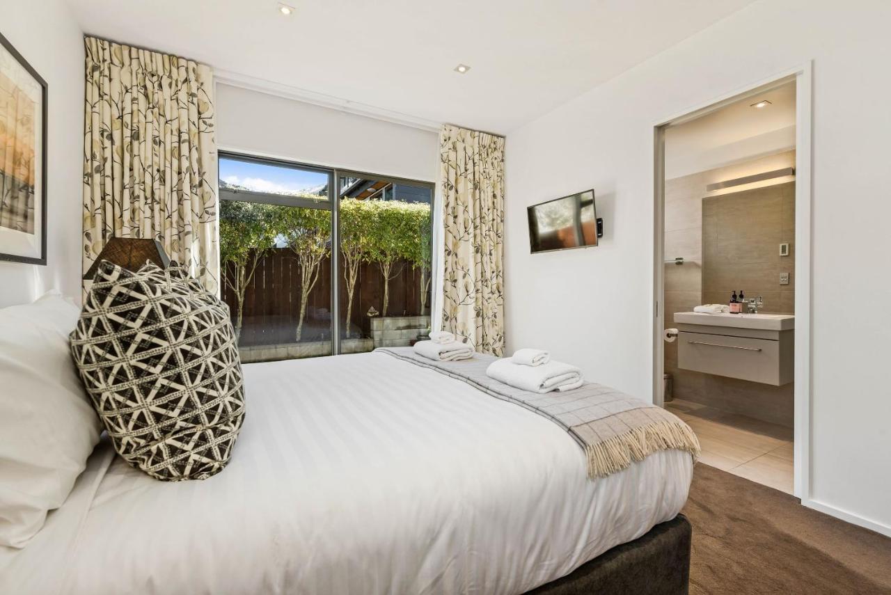 3-bed By Staysouth